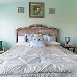 Spacious Family Hideaway On The Emerald Coast!