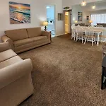 Horizon South 23D