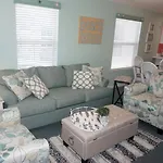 Venture Out 402 North Marlin Dr With Golf Cart