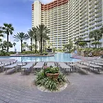 Panama City Beach Apt With Balcony And Ocean View!
