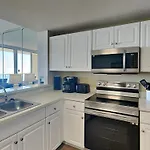 Majestic Beach Towers I 1311