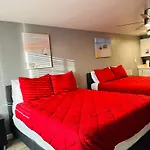 Studios At Fontainebleau Terrace