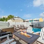 Seas The Day - Private Pool, Hot Tub, Fire Pit, Golf Cart, Bbq, Free Daily Activities, & More!