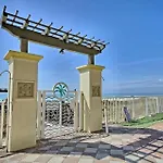Beachfront Bliss At The Shores