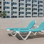Top Of The Gulf 120 - Shore-Side Bungalow Sleeps 4