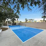 Spacious 1-Bedroom! Ocean Views & 5 Pools Resort! By Dolce Vita Getaways Pcb