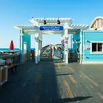 Calypso 3 New Relax Unwind Luxury Pcb Next To Pier Park 3 Bed 2 Bath Pool Hot Tub Tikki Bar