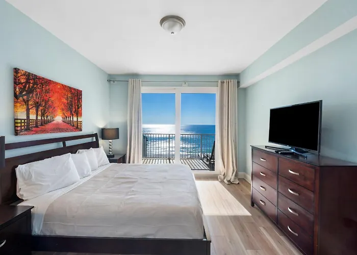Laketown Wharf #1527 By Nautical Properties