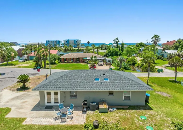 Sunny Daze Cottage Home