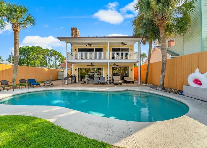 Tranquil Lagoon Beach House! Pool And Beach Nearby! By Dolce Vita Getaways!