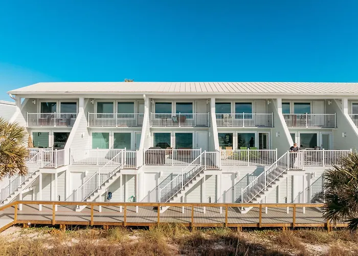 Put Some Vitamin Sea In Your Vacation! Gulf Front Town Home - Quiet West End