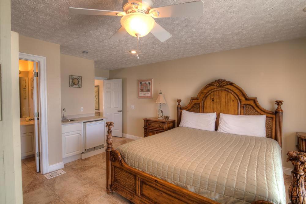 Surf Song - Beachfront With Swimspa! * Panama City Beach