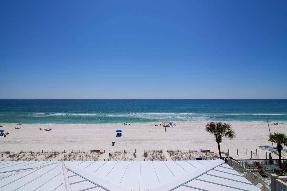 Surf Song - Beachfront With Swimspa! Villa