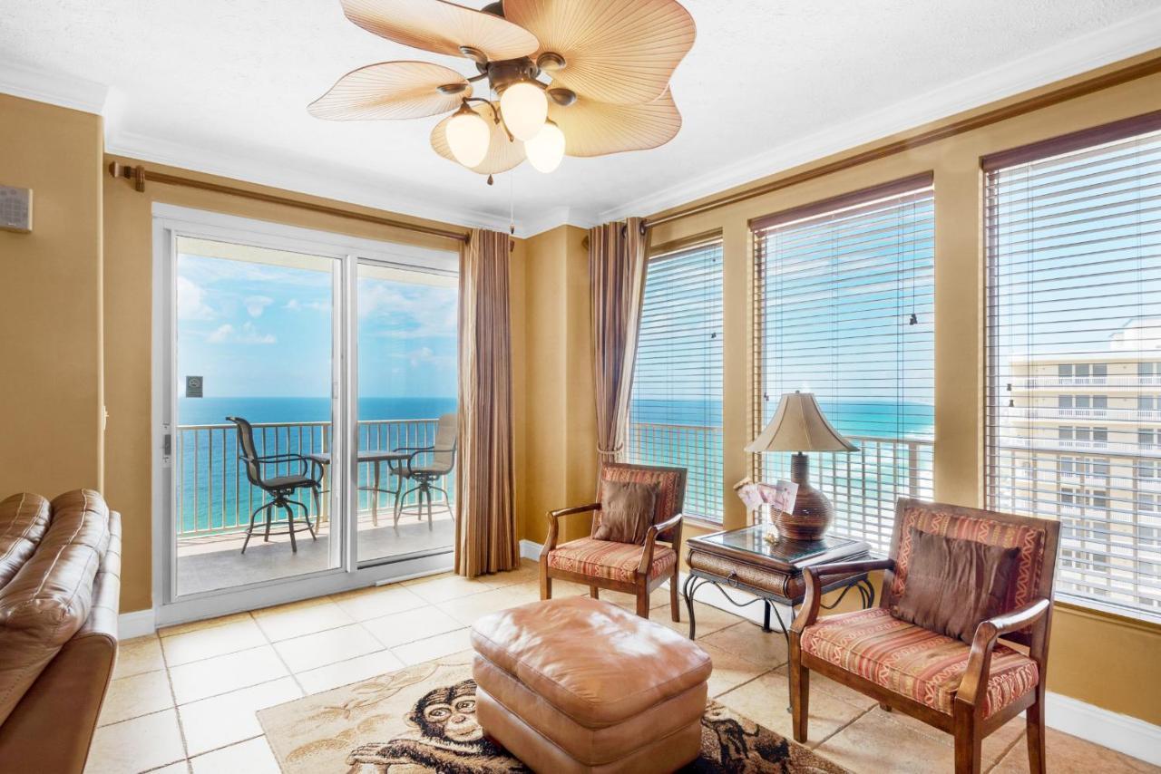 Apartment Treasure Island 2212