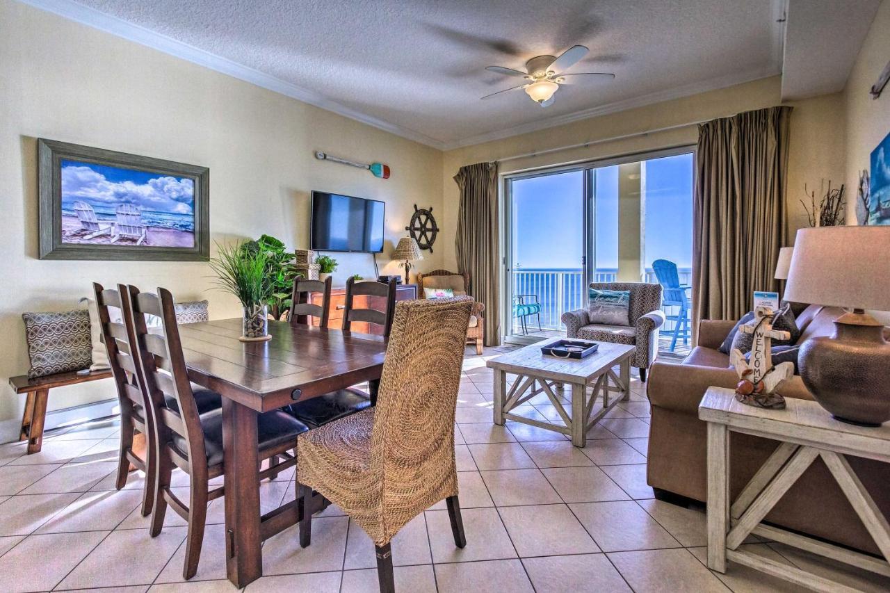 Apartment Beachfront With Amenities And Ocean Views