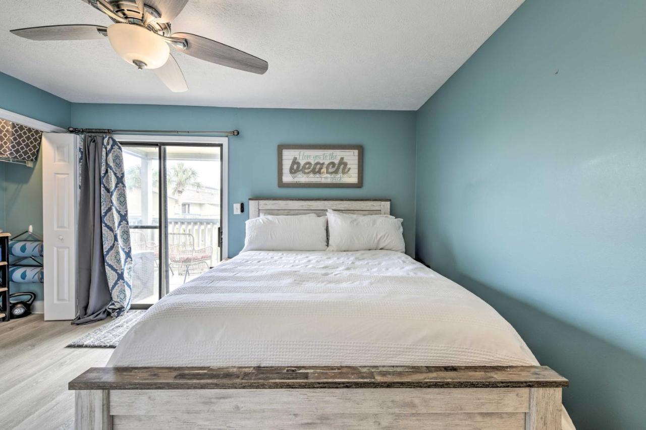 Panama With Balcony And Pool, Walk To Panama City Beach
