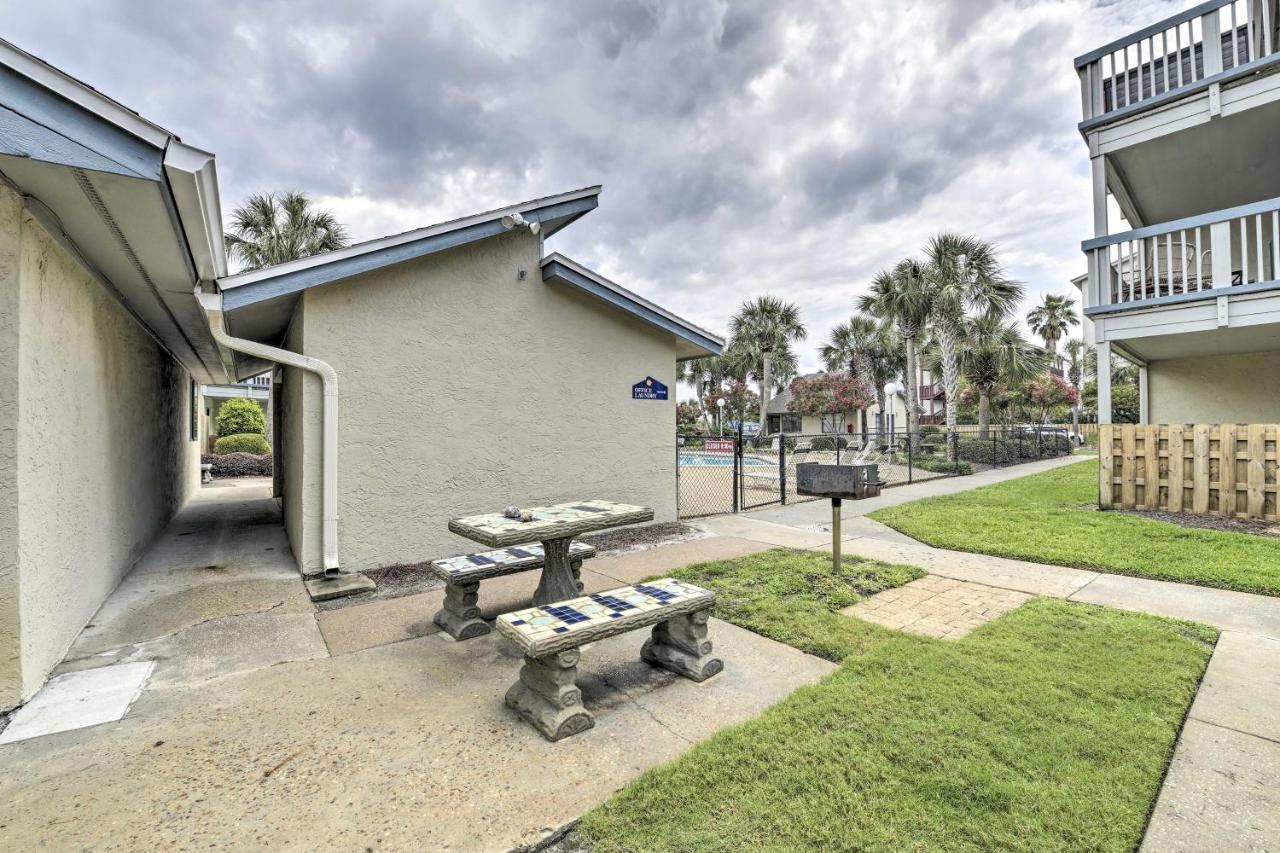 Panama With Balcony And Pool, Walk To * Panama City Beach