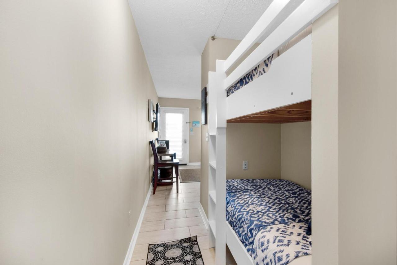 Southwind I-9 Apartment