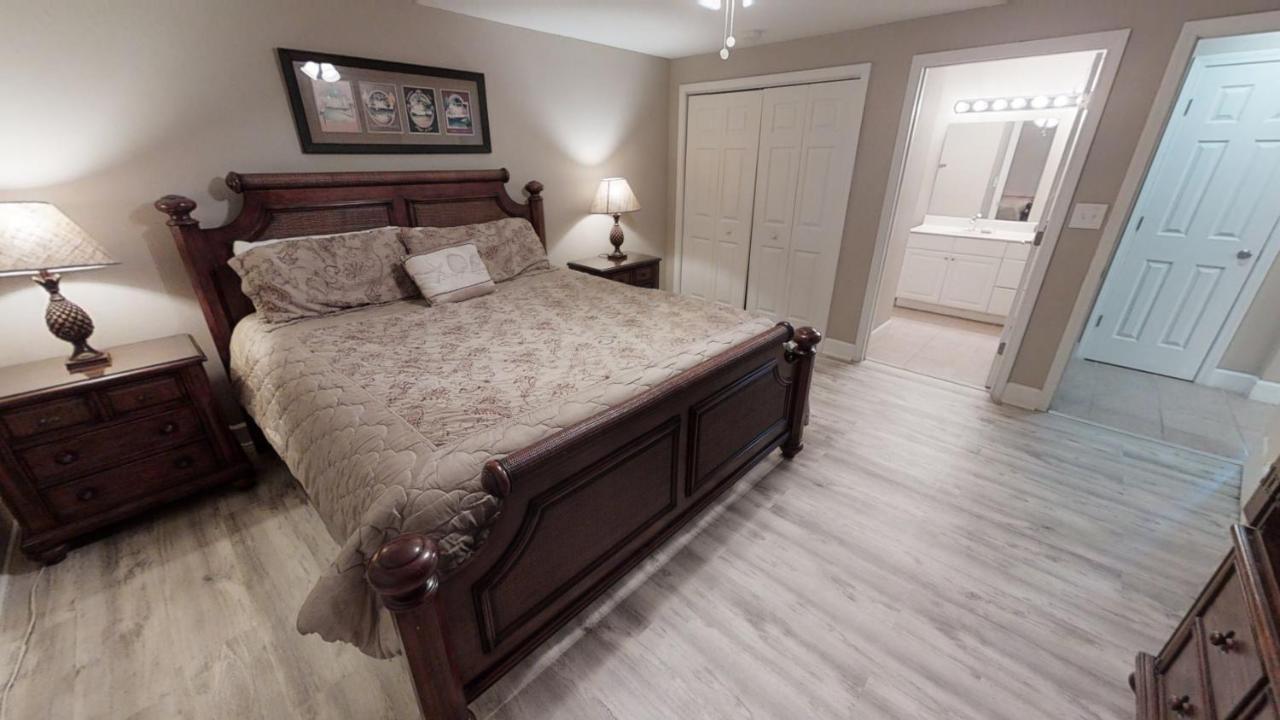 Holiday home Tidewater 1102