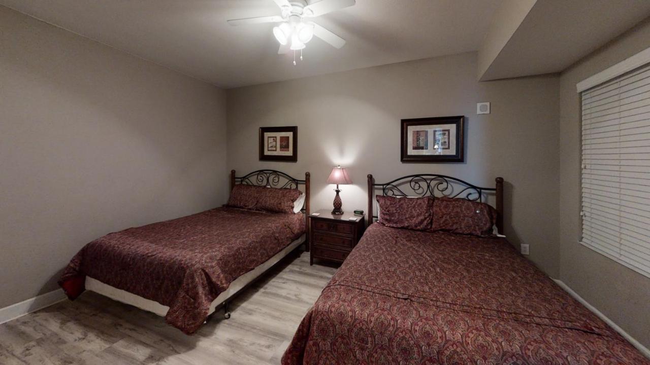 Tidewater 1102 Holiday home *