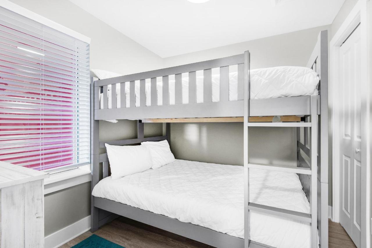 Calypso 3-406 - Paradise By The Pier Holiday home *