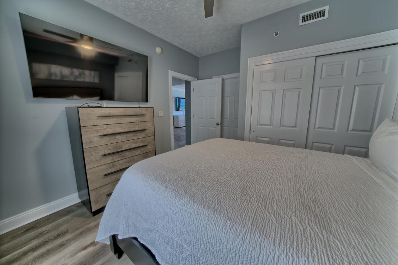 Gorgeous With Breathtaking Ocean View - Unit 0803 Apartment *