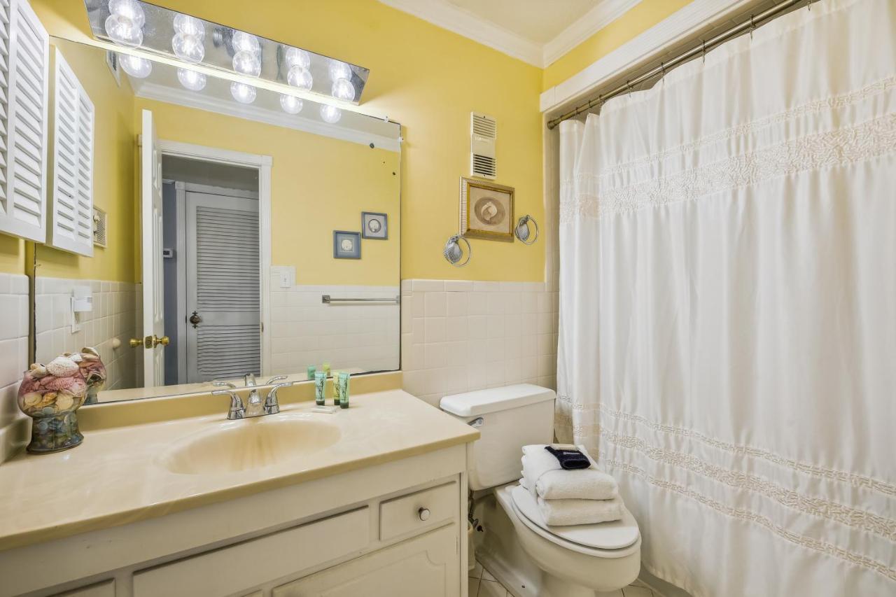 Holiday home Regency Towers #514 By Book That Panama City Beach