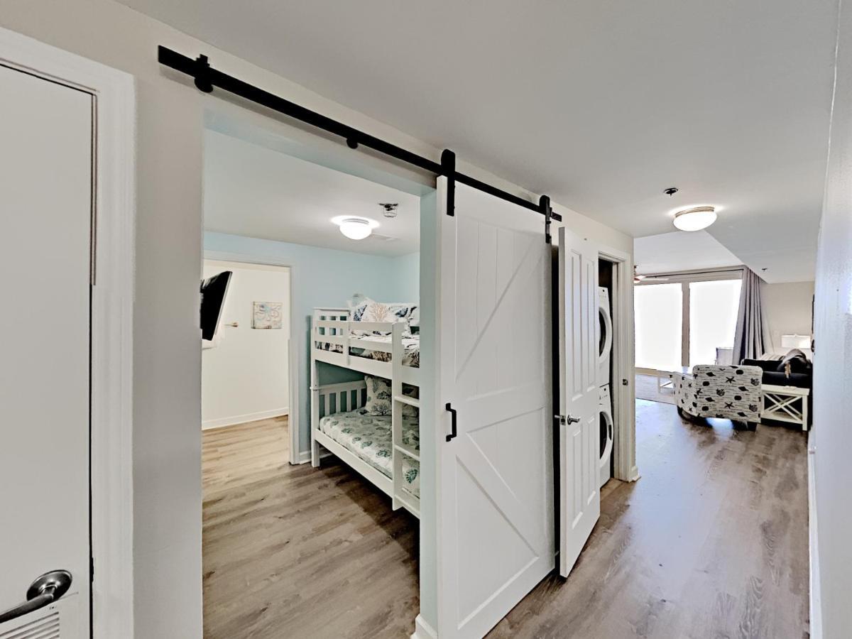 Apartment Beach Front - Renovated - Private Balcony - Flpcb43
