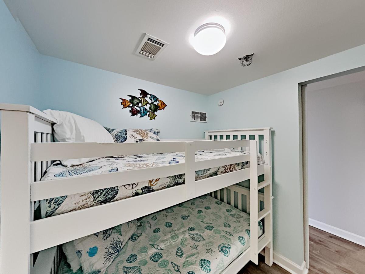 Apartment Beach Front - Renovated - Private Balcony - Flpcb43 *