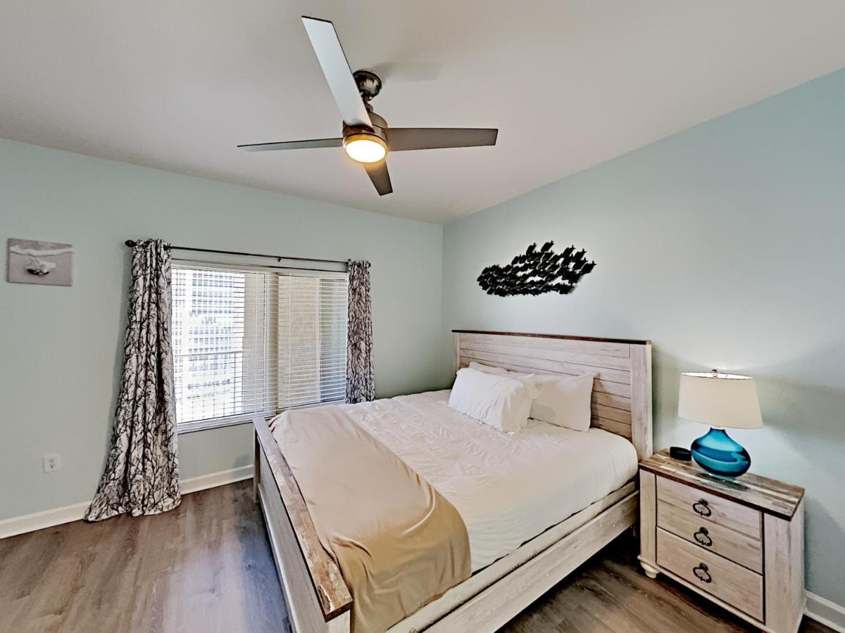 Beach Front - Renovated - Private Balcony - Flpcb43 * Panama City Beach