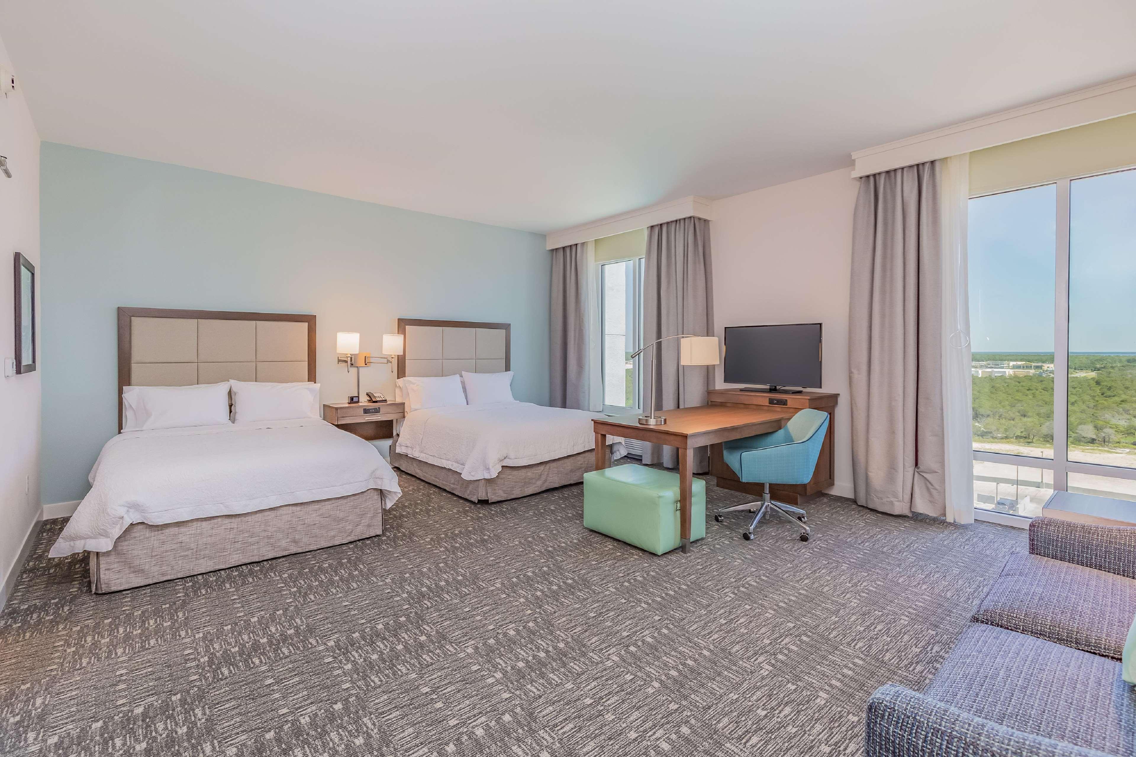Hampton & Panama Beach-beachfront 3*