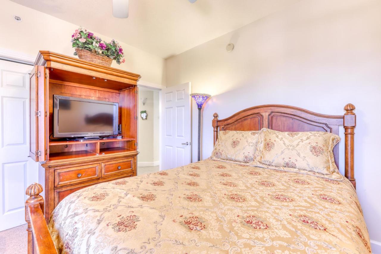Sunrise 912 Apartment