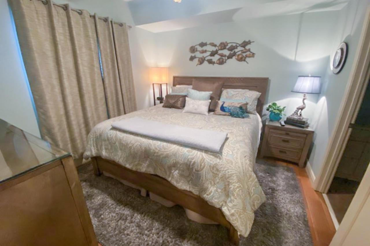 Sterling Breeze 1803 Hotel *
