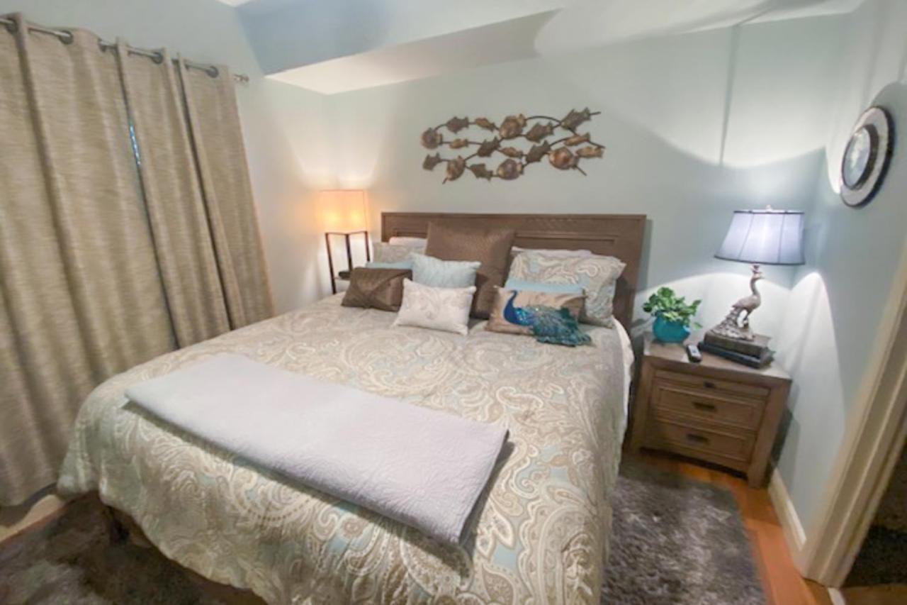 Sterling Breeze 1803 Hotel *