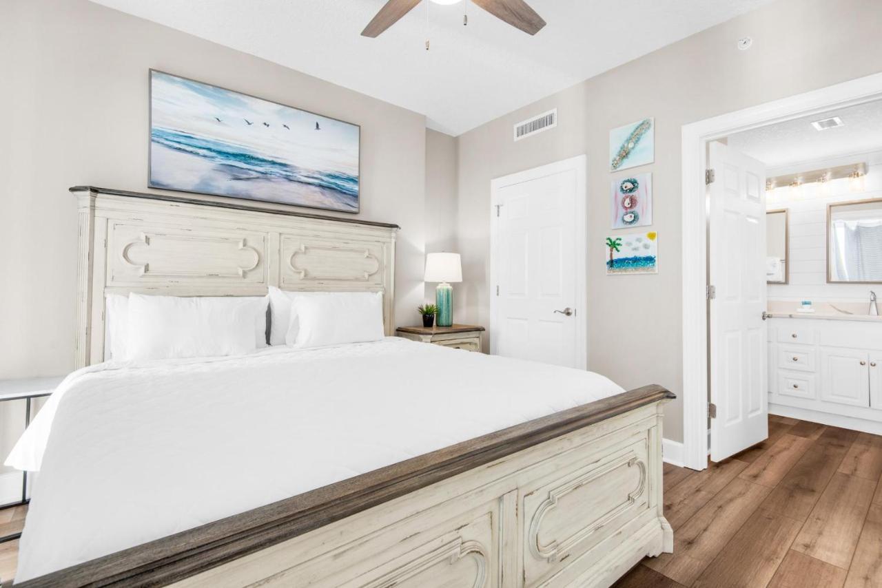 Ocean Reef 1708 Apartment