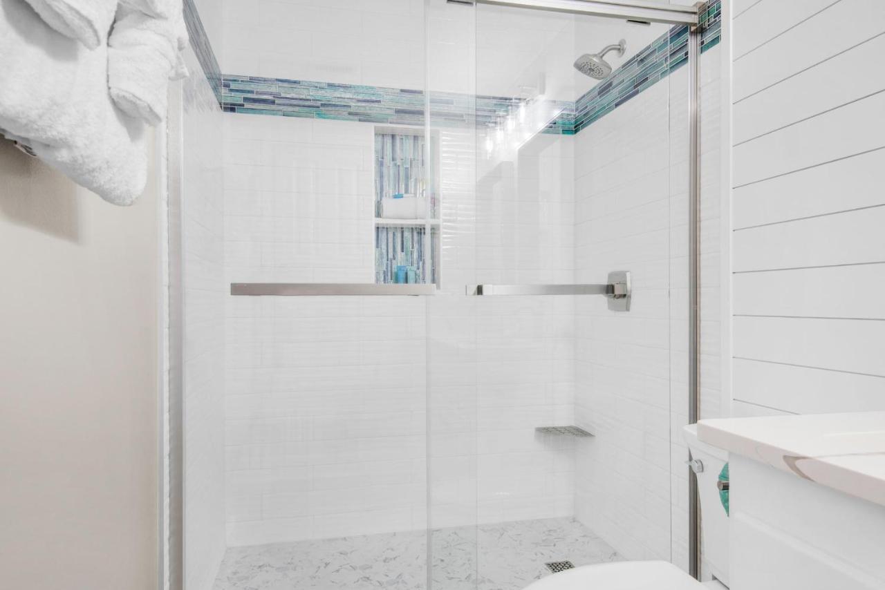 Ocean Reef 1708 *