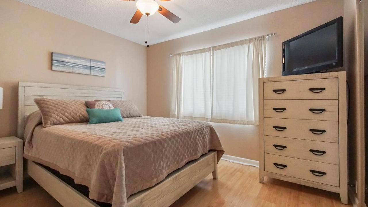 Walk 10c By Seeker Vacations Holiday home *