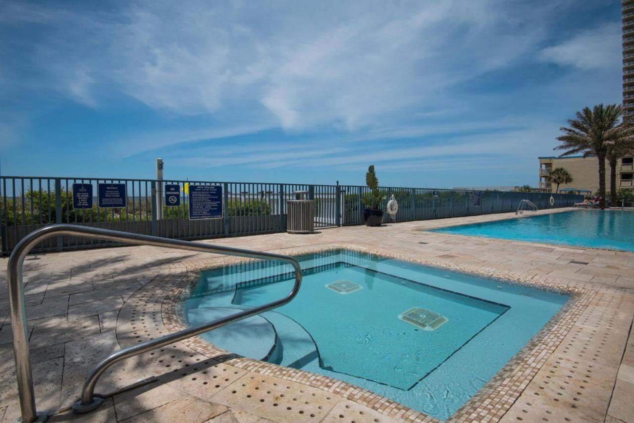 Sterling Breeze 1204 Holiday home
