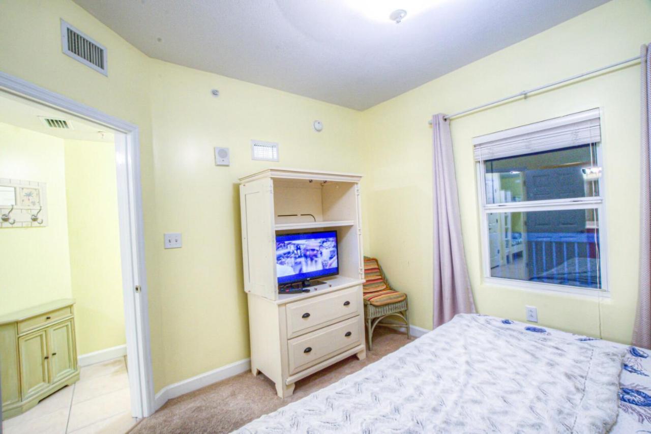Parking Fee Included - Seychelles 2004 -1 Bd 1 Bt Den * Panama City Beach