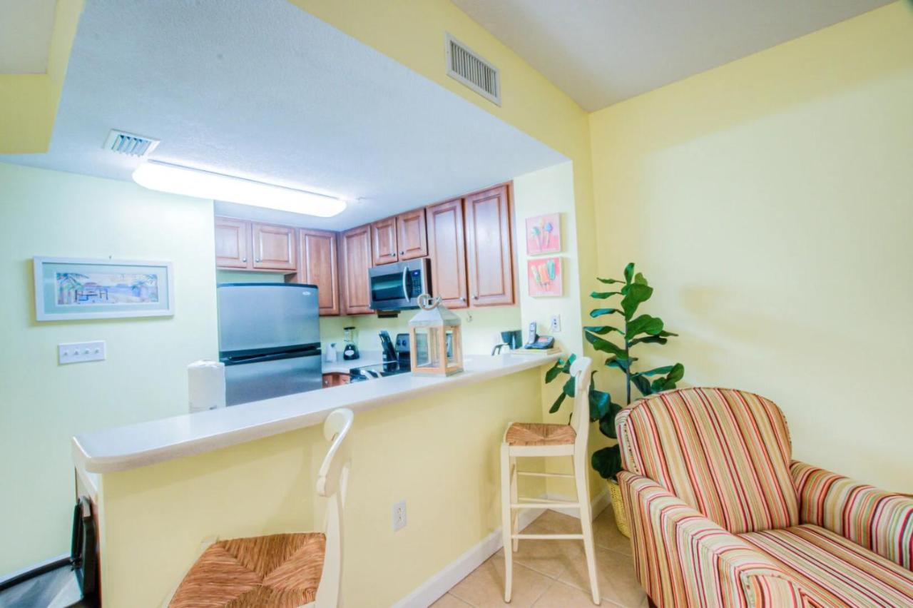 Parking Fee Included - Seychelles 2004 -1 Bd 1 Bt Den Panama City Beach