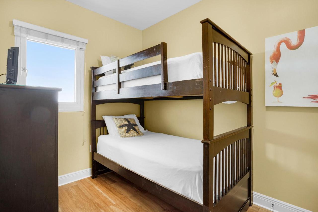 Holiday home Sterling Breeze 1204 *