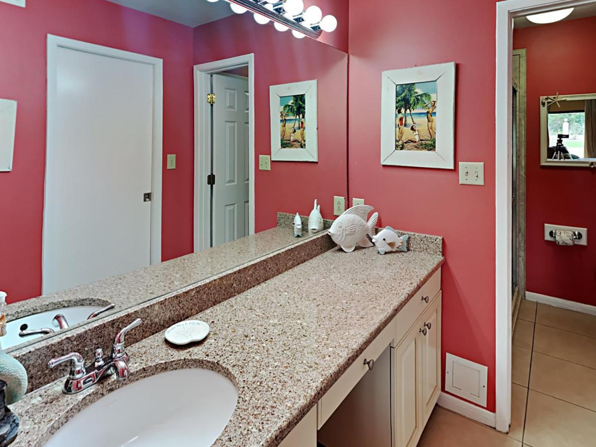Edgewater 1702