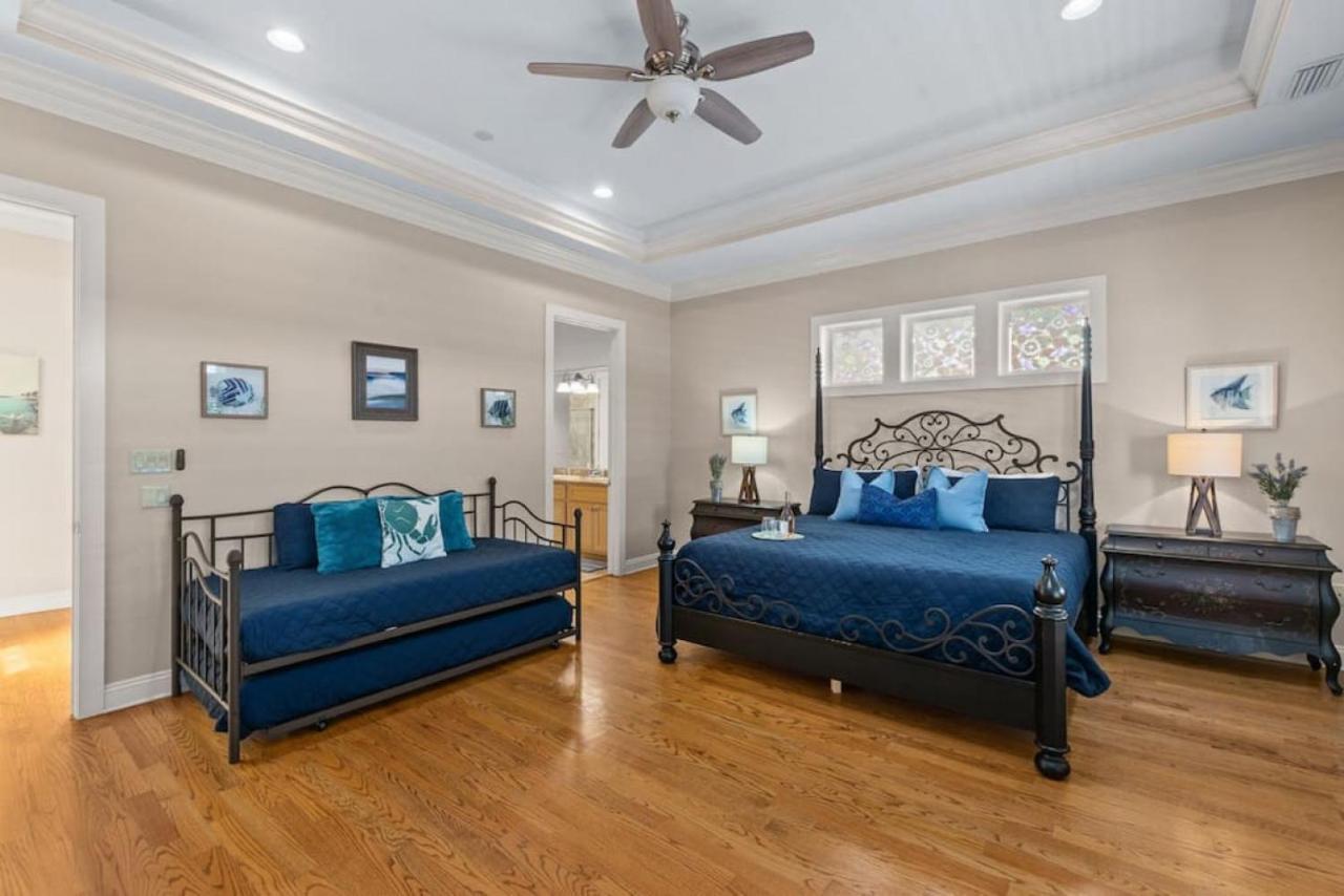 Searenity Now - Sznl Hot Tub, Community Pool, 5 Min Walk To Beach, Free Daily Activities, & More! Holiday home Panama City Beach