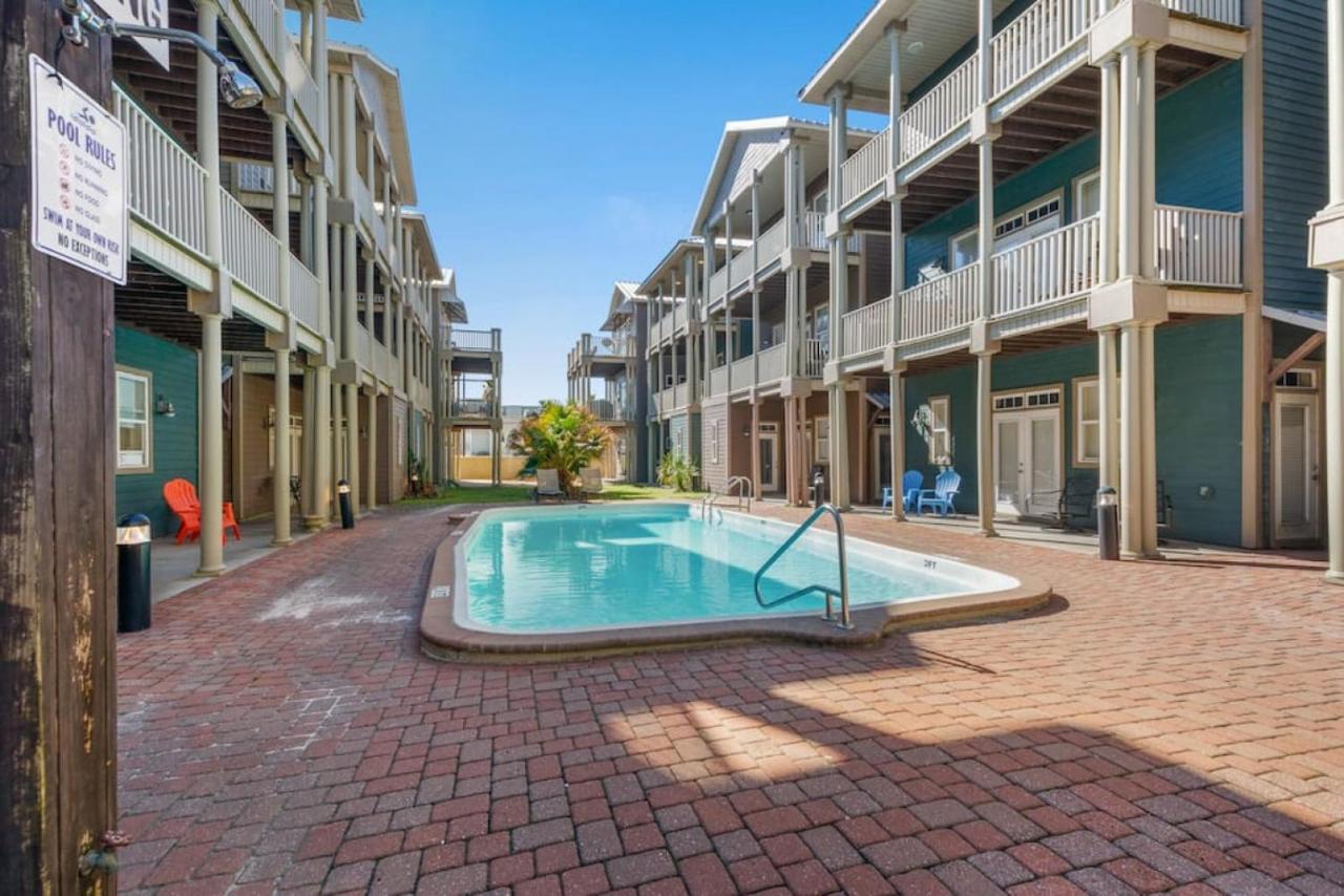 Searenity Now - Sznl Hot Tub, Community Pool, 5 Min Walk To Beach, Free Daily Activities, & More! Holiday home Panama City Beach