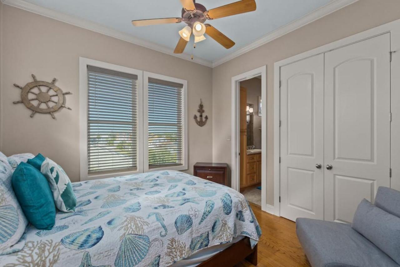 Holiday home Searenity Now - Sznl Hot Tub, Community Pool, 5 Min Walk To Beach, Free Daily Activities, & More! Panama City Beach