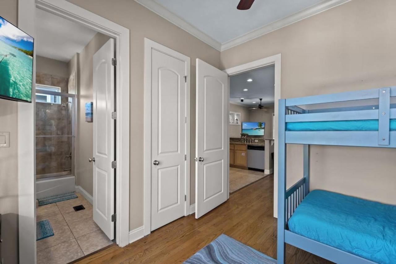 Searenity Now - Sznl Hot Tub, Community Pool, 5 Min Walk To Beach, Free Daily Activities, & More! Holiday home *