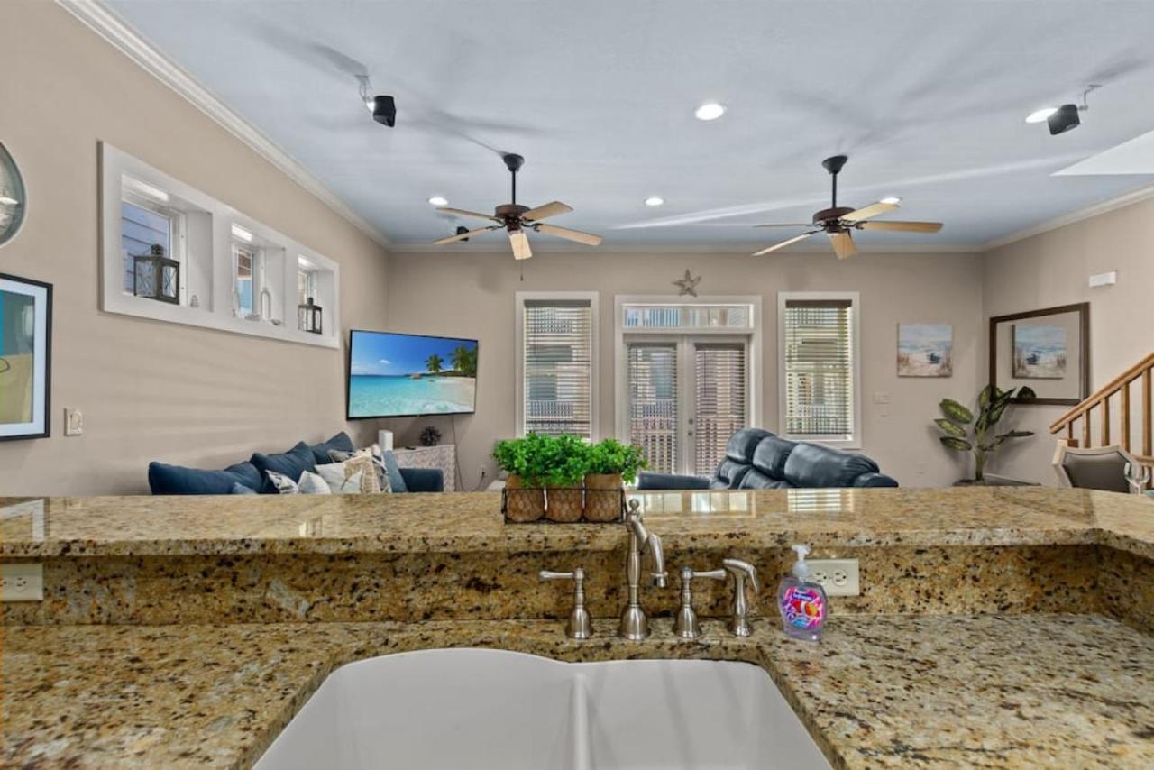 Searenity Now - Sznl Hot Tub, Community Pool, 5 Min Walk To Beach, Free Daily Activities, & More! Panama City Beach