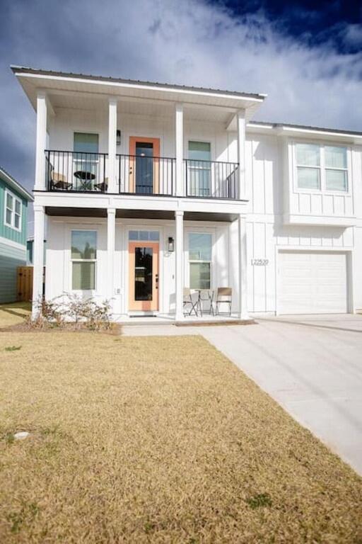 Coral Reef - Brand New Build, Pet Friendly, Private Pool! Sleeps 9! Holiday home *