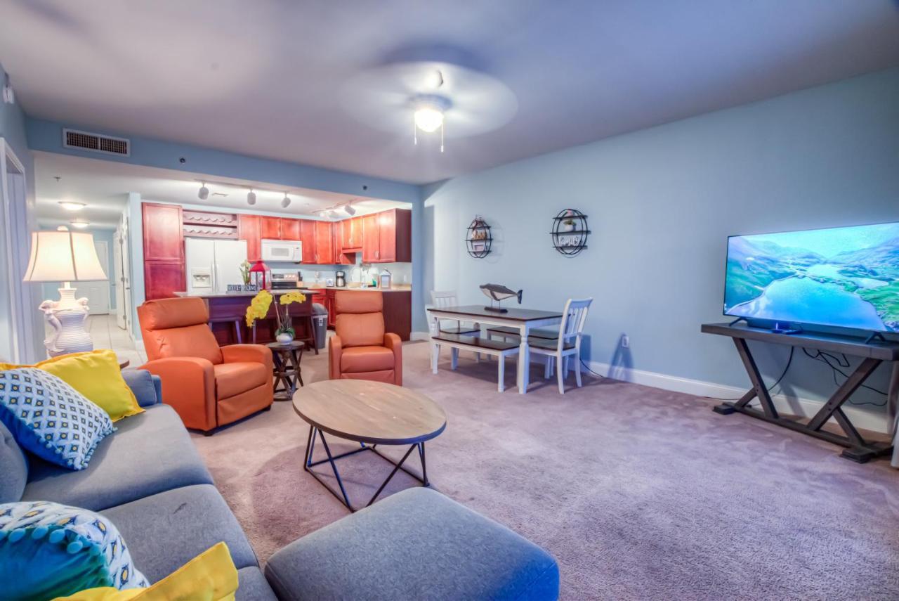 Holiday home Beautiful 3 Bd Laketown Wharf 1133- Amenities! *