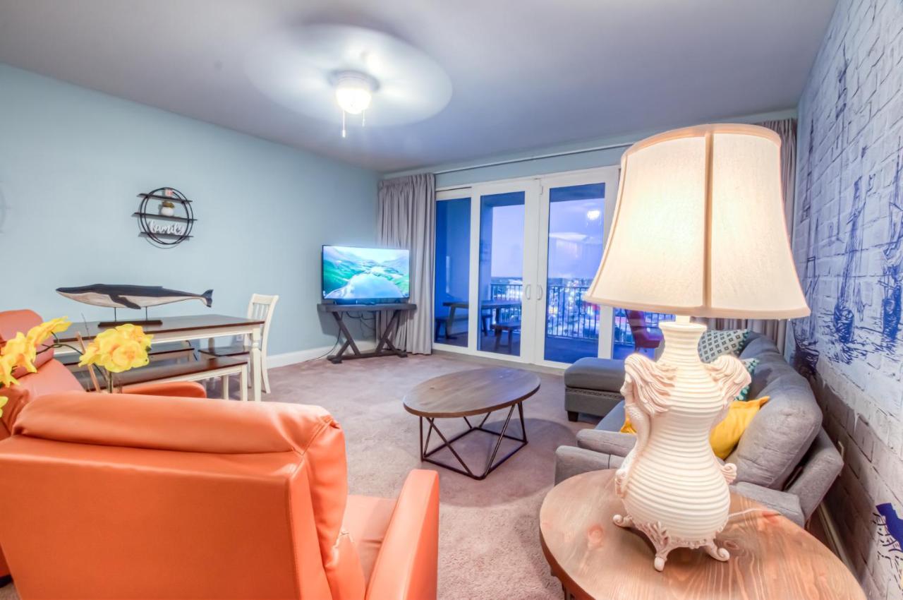 Beautiful 3 Bd Laketown Wharf 1133- Amenities! * Panama City Beach